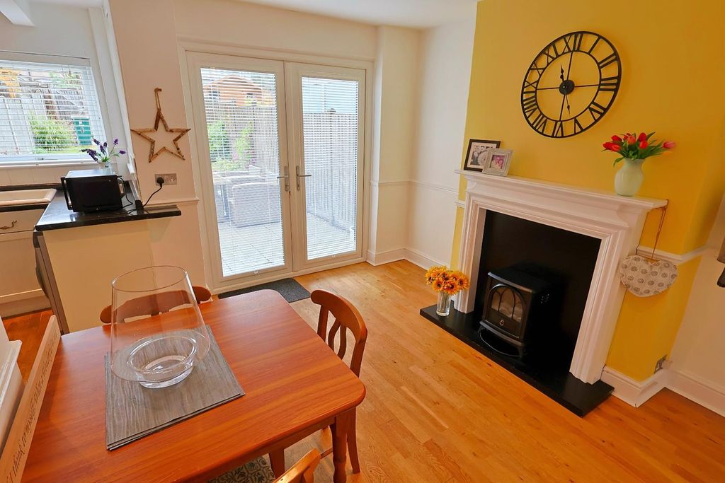 Property photo 3 of 19 Kitchen / Diner