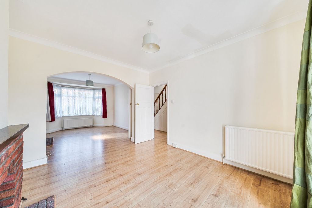Property photo 2 of 17 Picture No. 21