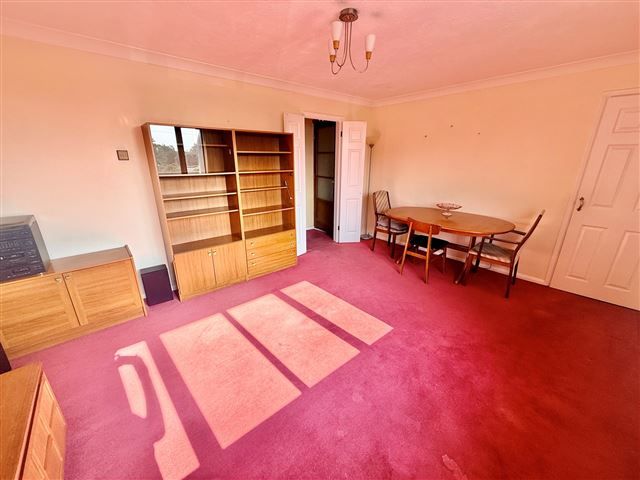 Property photo 2 of 7 Lounge/Dining Room