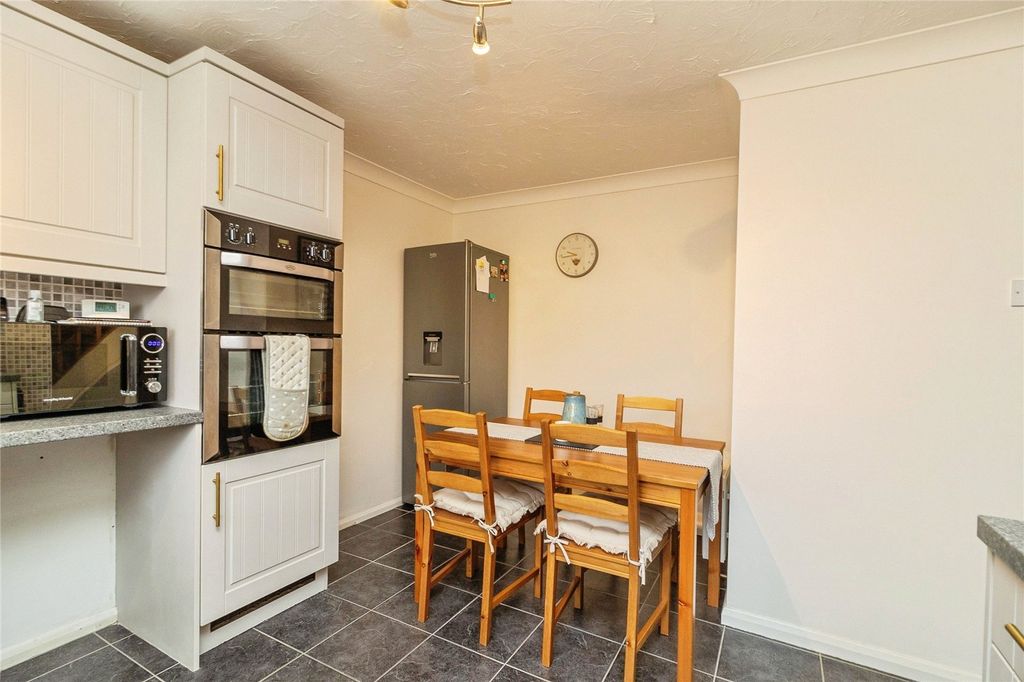 Property photo 3 of 17 Picture No. 21