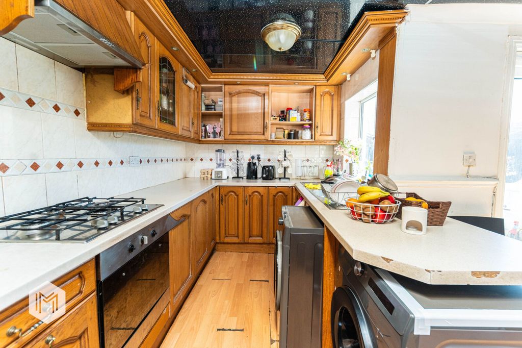 Property photo 3 of 19 Picture No. 05