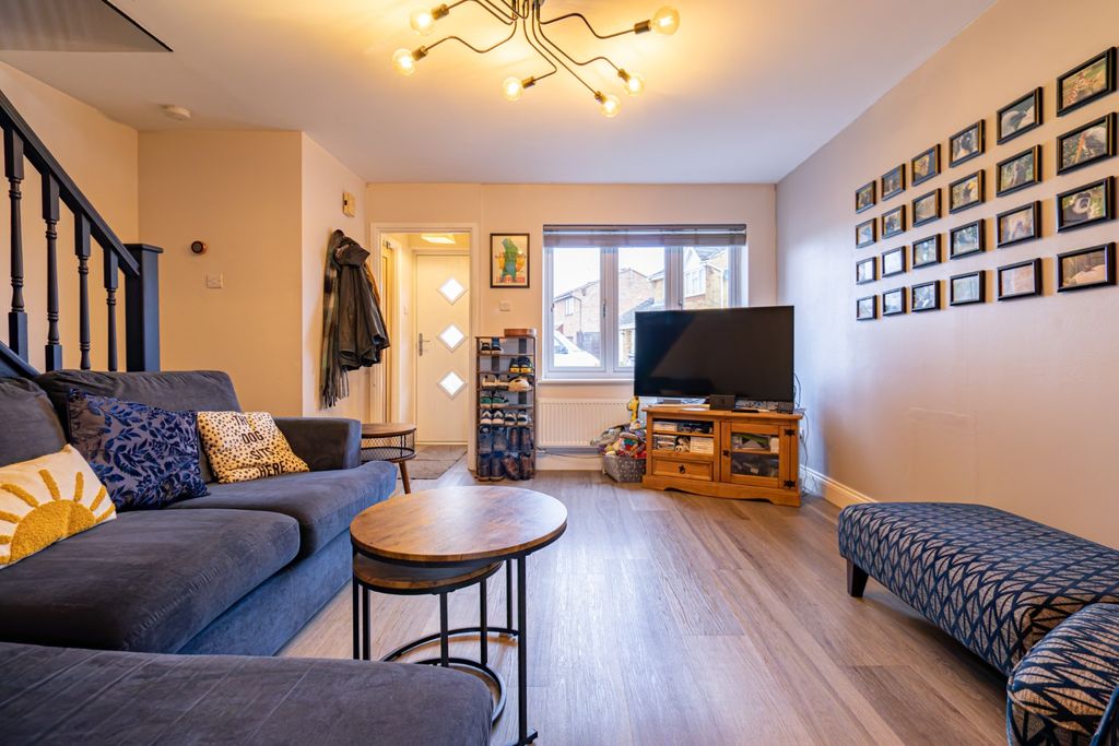 Property photo 3 of 25 4032137