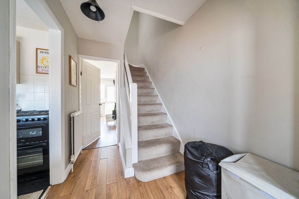 Property photo 3 of 20