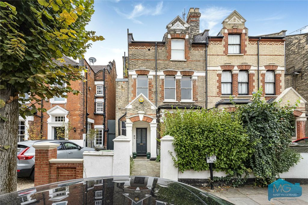 Property photo 1 of 8 Picture No. 10