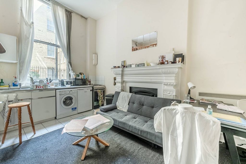 Property photo 2 of 3
