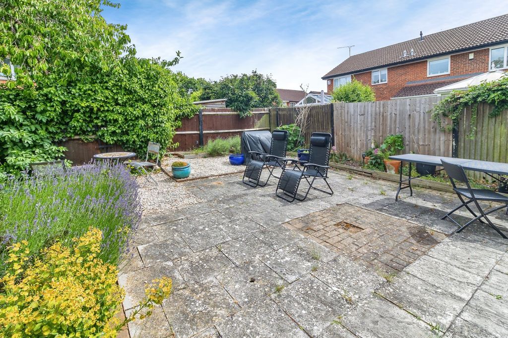 Property photo 3 of 24