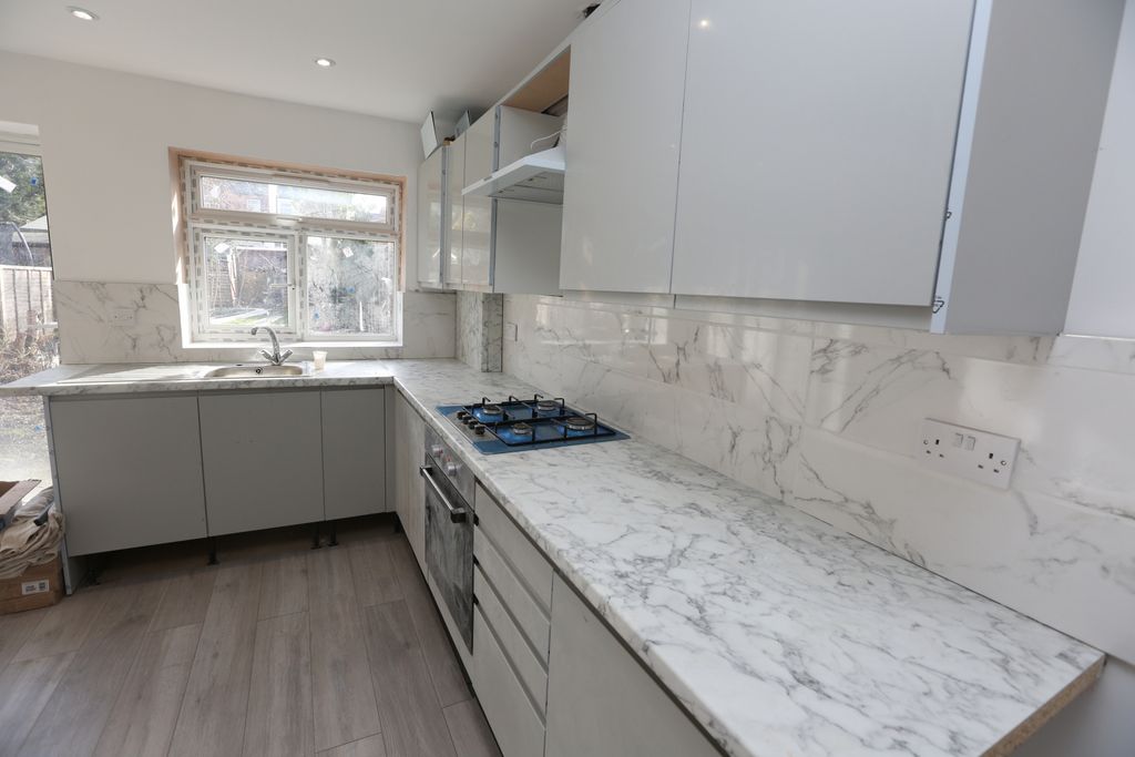 Property photo 1 of 10 Extended Four Bedroom House
