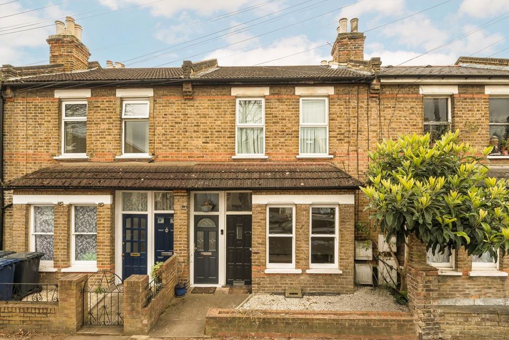 Property photo 1 of 6