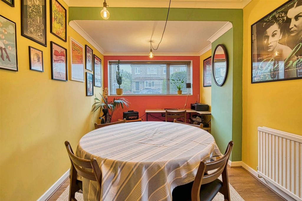 Property photo 3 of 22 Dining Room