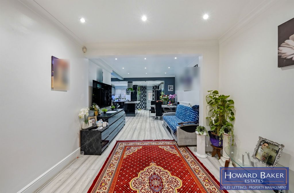 Property photo 1 of 18 Photos-23