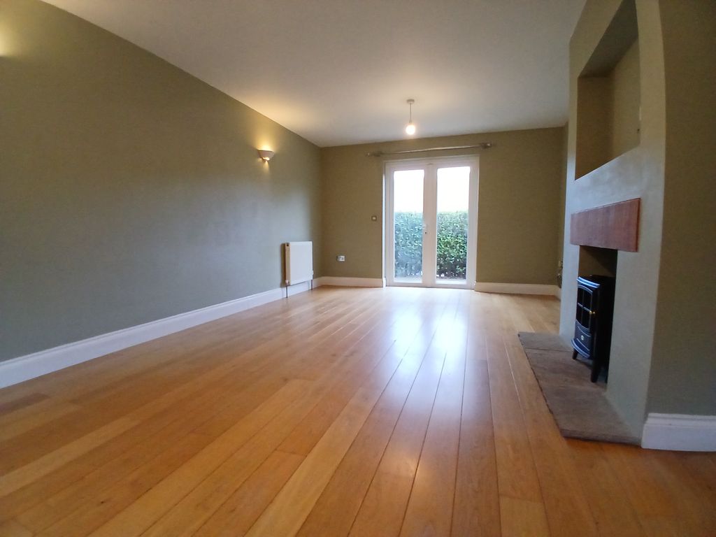 Property photo 3 of 21