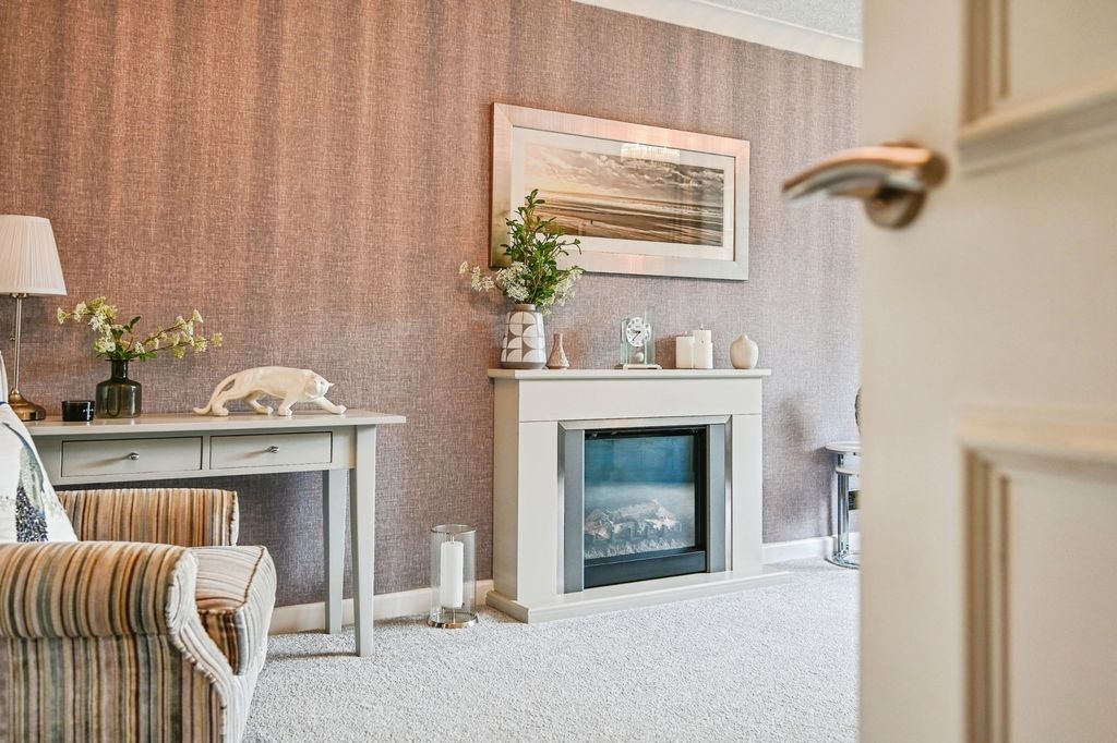 Property photo 3 of 14 Pbox-Img.Jpg