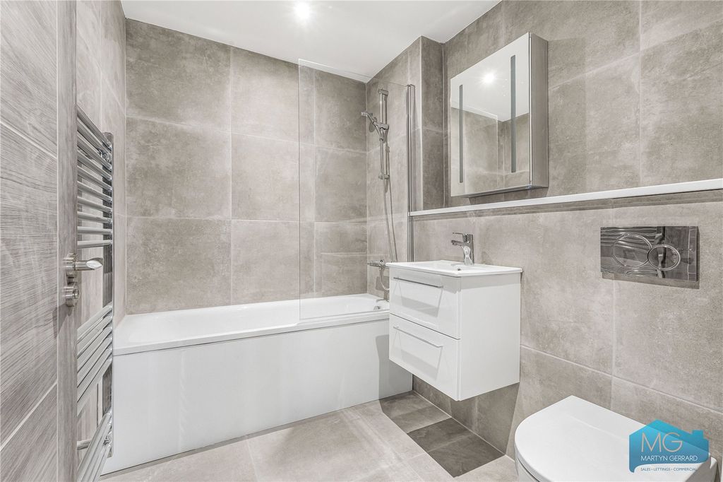 Property photo 2 of 18 Picture No. 02