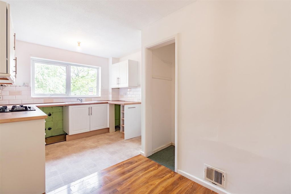 Additional image 6 of 3 bed terraced house for salePorchester Close, Hartley, Longfield DA3