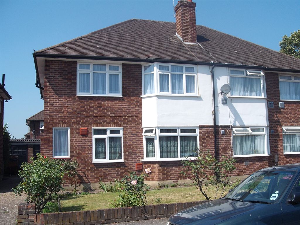 Property photo 1 of 3