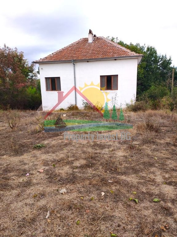 Property photo 2 of 5