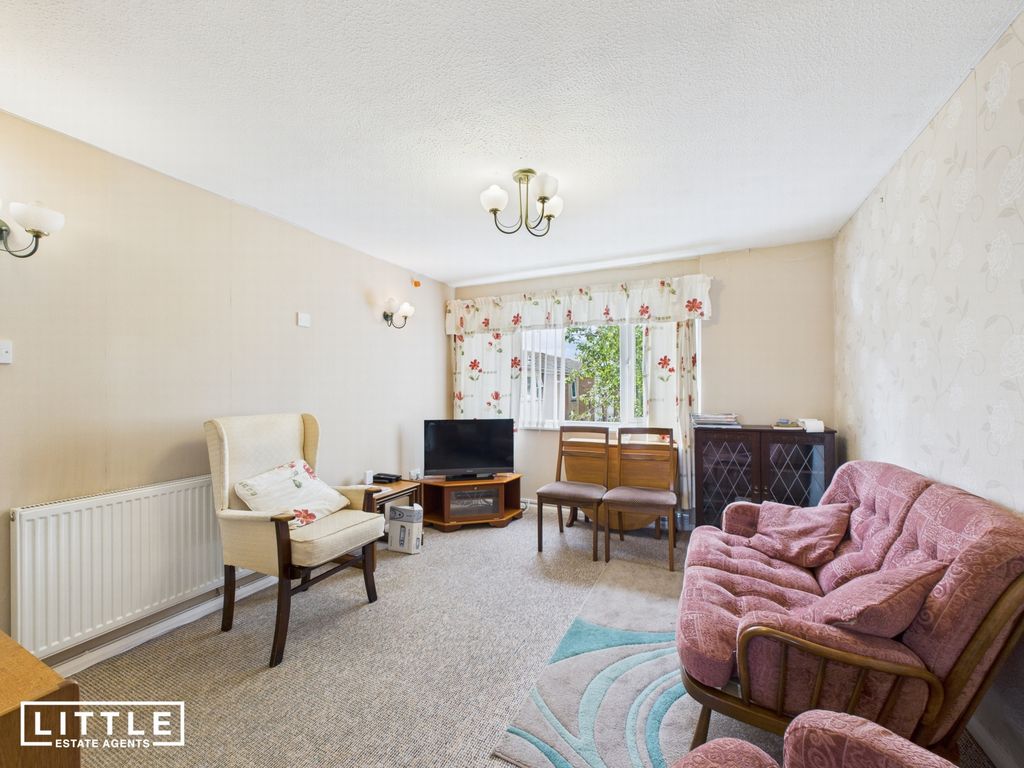 Property photo 3 of 14 Photo 9