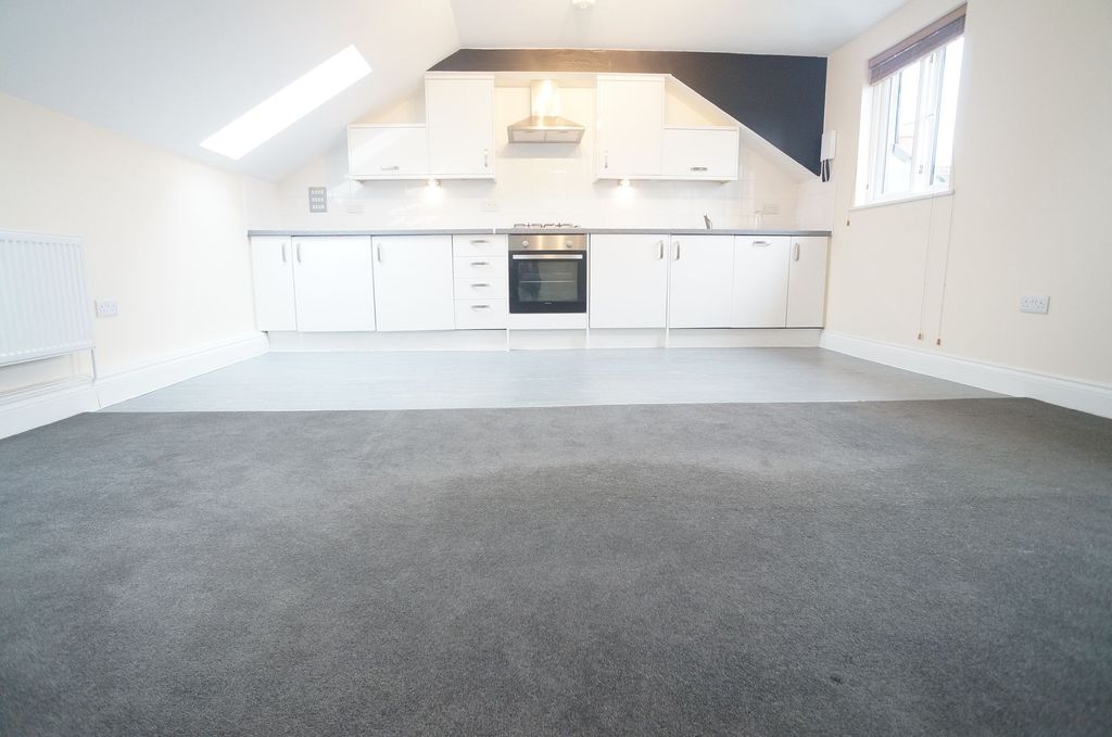 Property photo 3 of 5 Kitchen