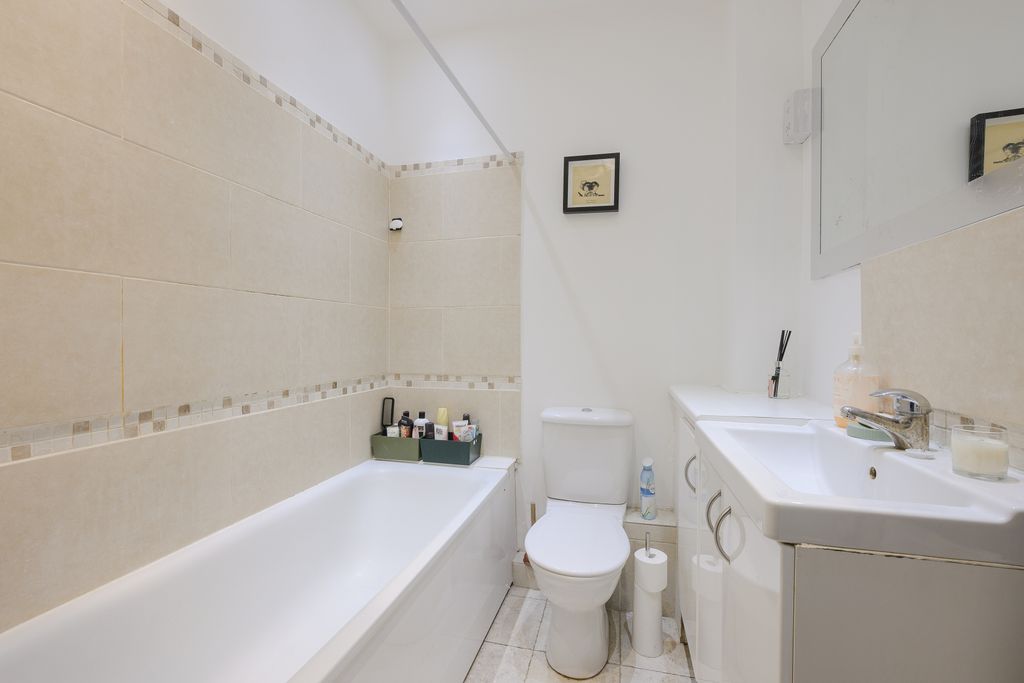 Property photo 3 of 10 Picture No. 20