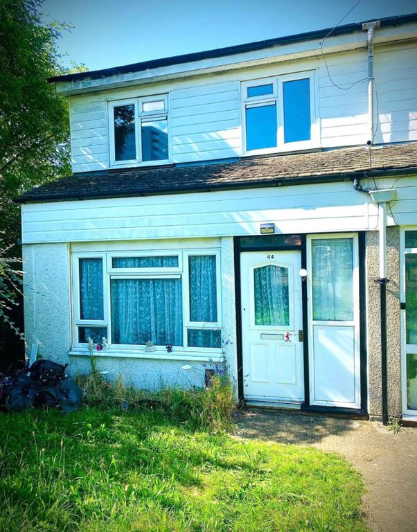 Property photo 1 of 9