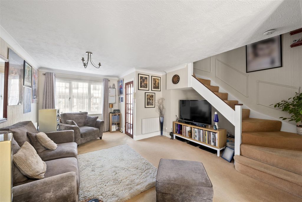Property photo 2 of 15 2