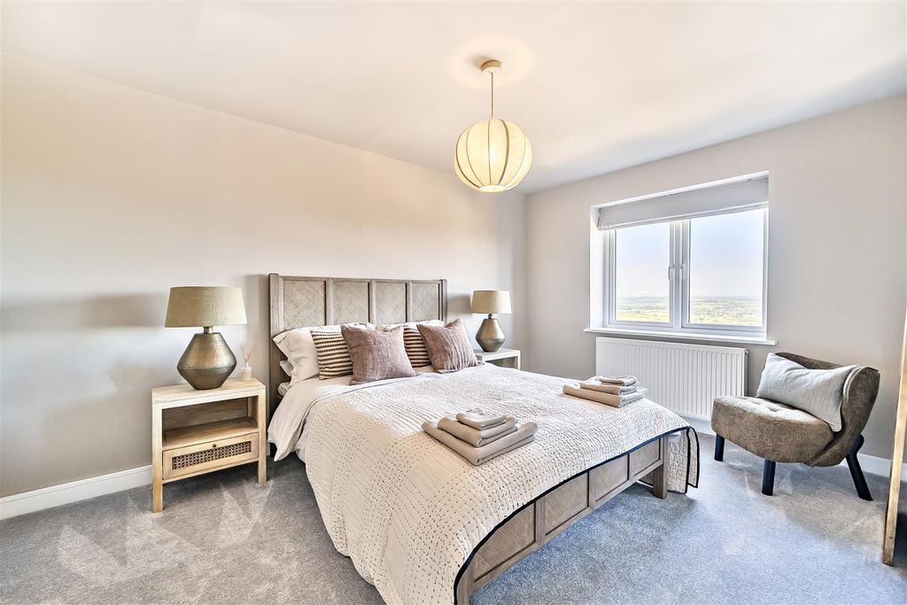 Property photo 2 of 15 1298193-23-682F4A34A3Df8-Arw.Jpg