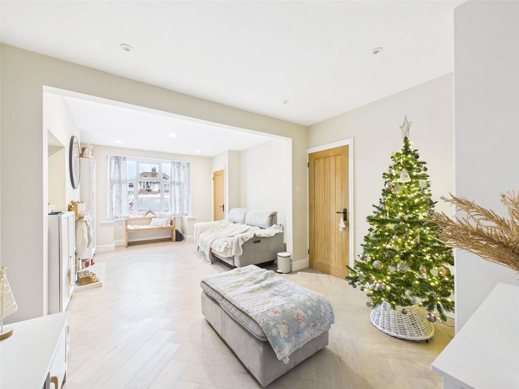 Property photo 3 of 12 Picture No. 09