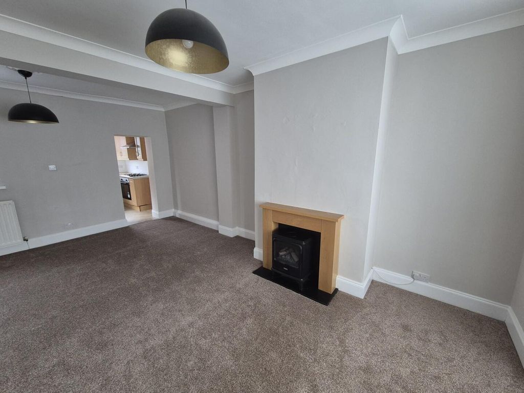 Property photo 2 of 9 Living Room