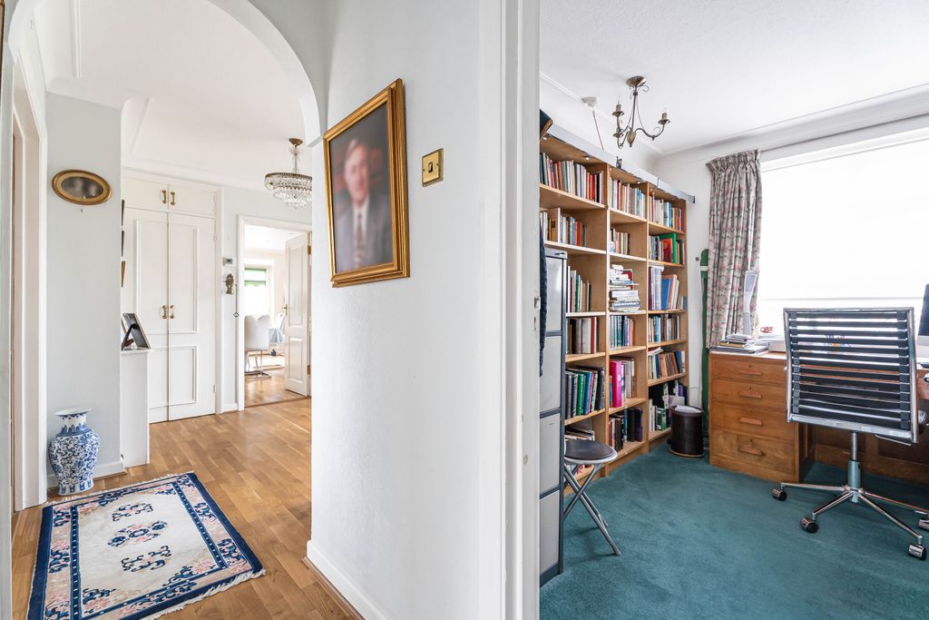 Additional image 12 of 4 bed detached house for saleRidgemount Gardens, Enfield EN2
