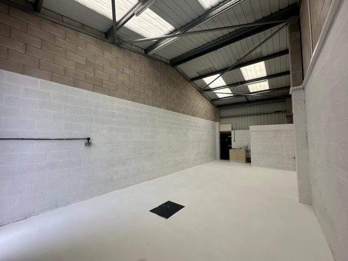 Property photo 2 of 7