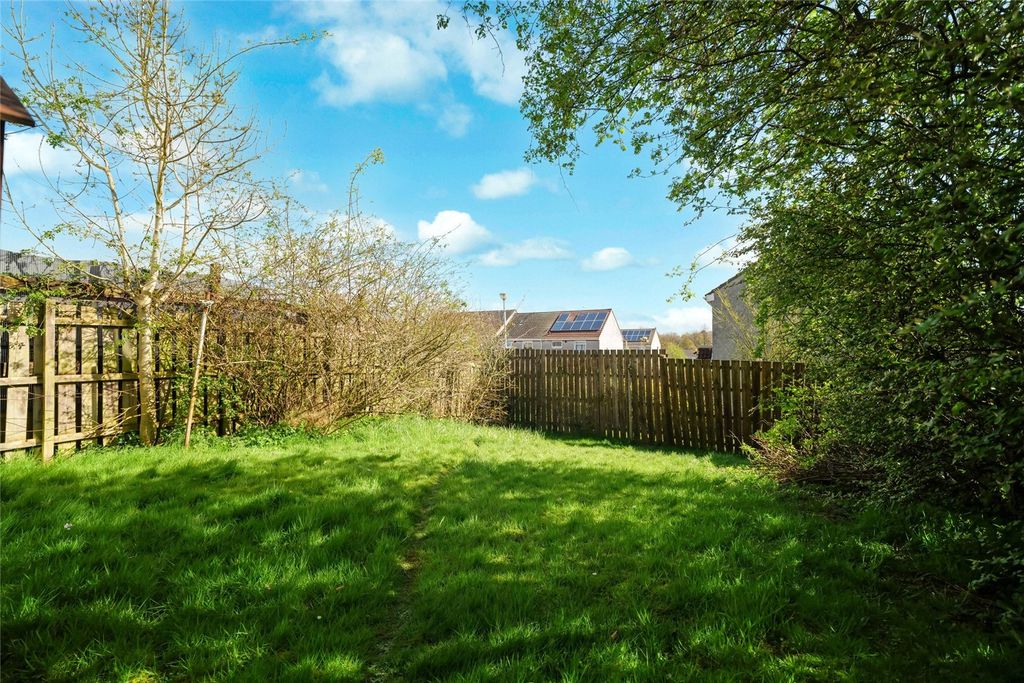 Property photo 2 of 21 Picture No. 19
