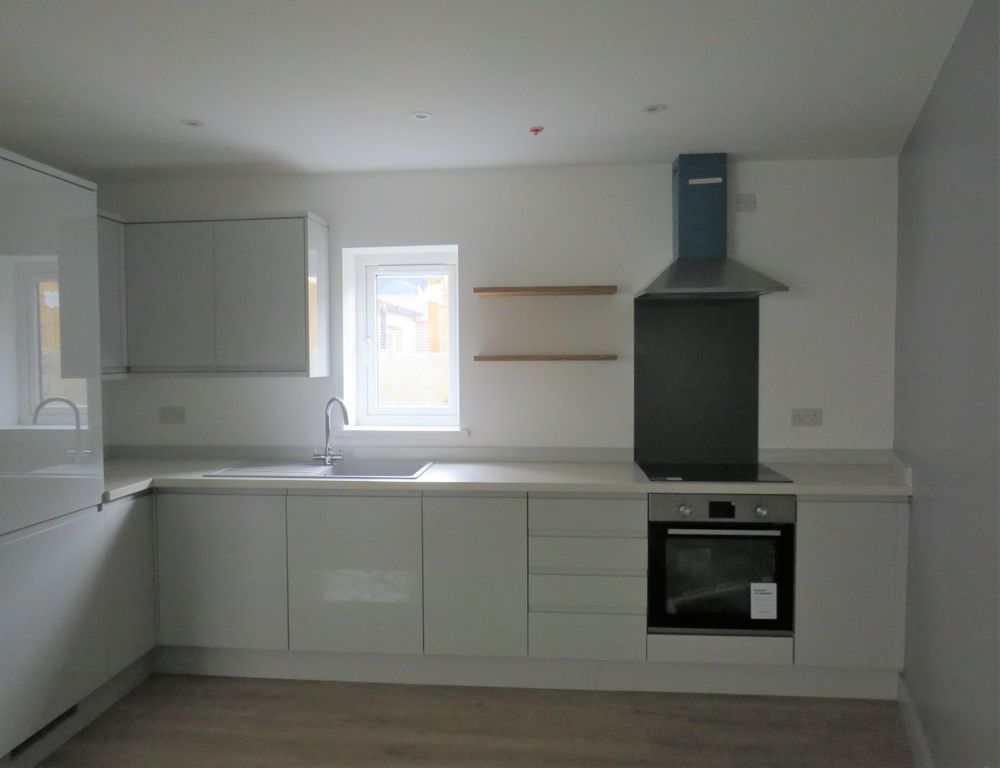 Property photo 2 of 4 Kitchen