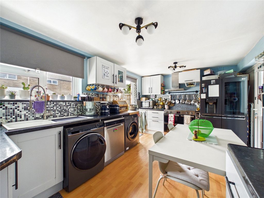 Property photo 2 of 14 Picture No. 03