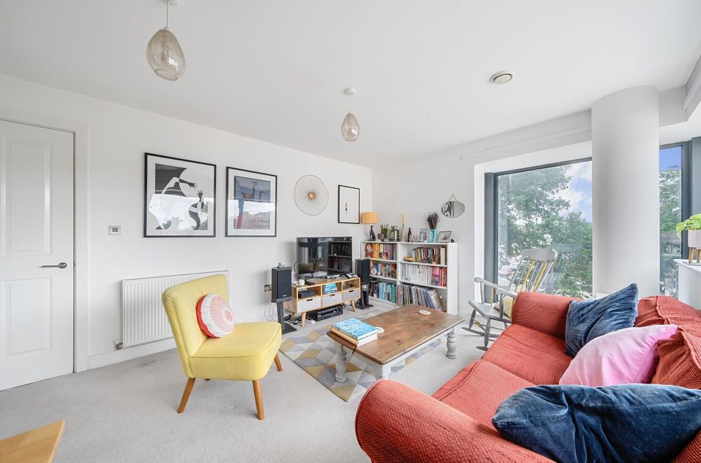 Property photo 1 of 12 Reception4.Jpg