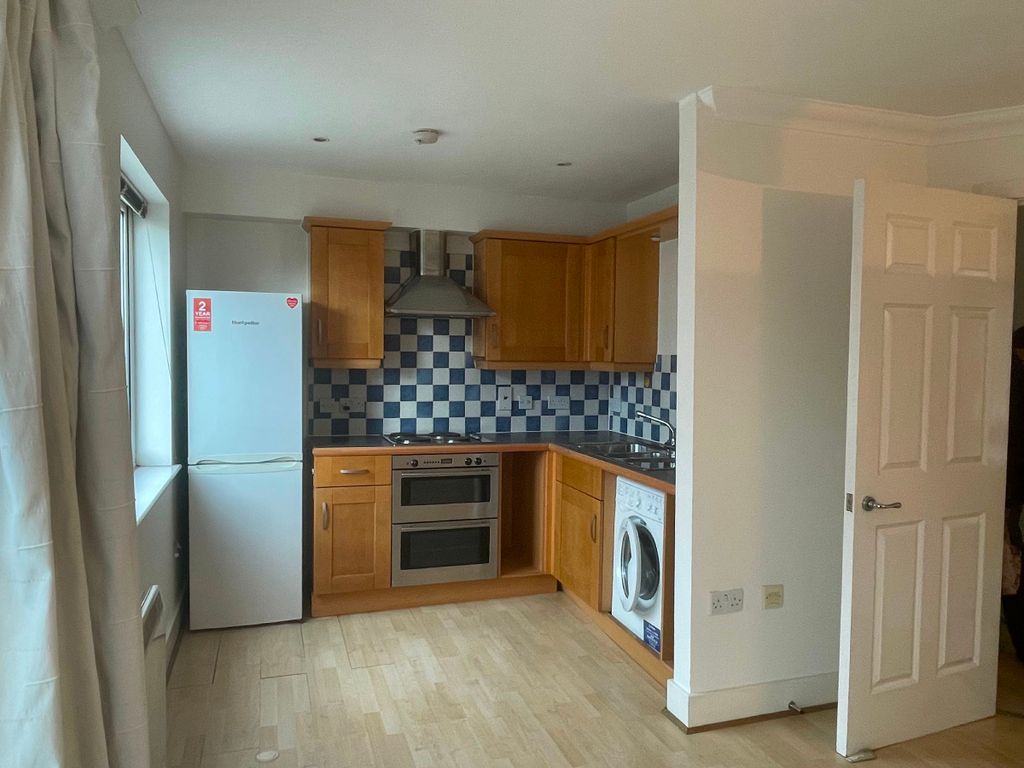 Property photo 2 of 8