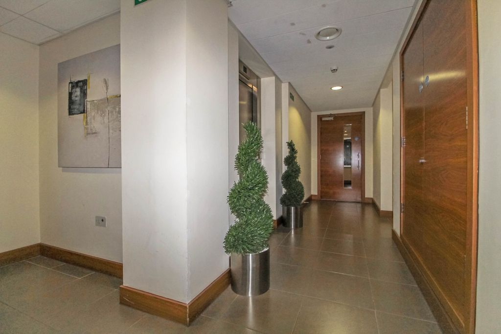 Property photo 2 of 19 Gallery