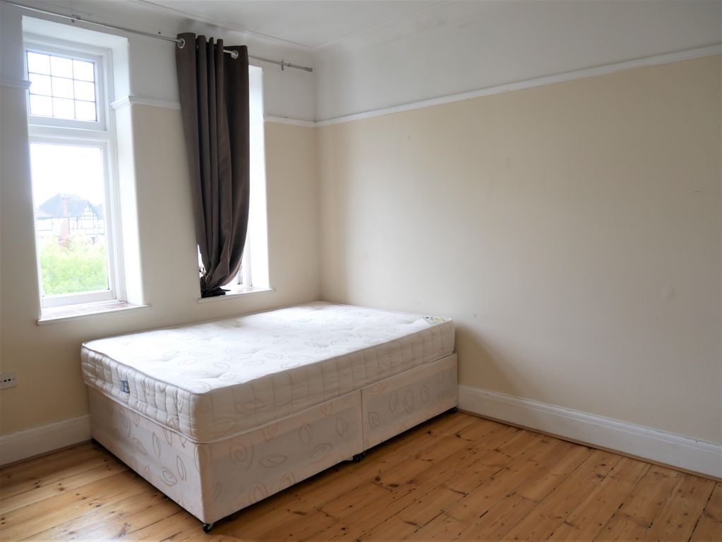 Property photo 1 of 3