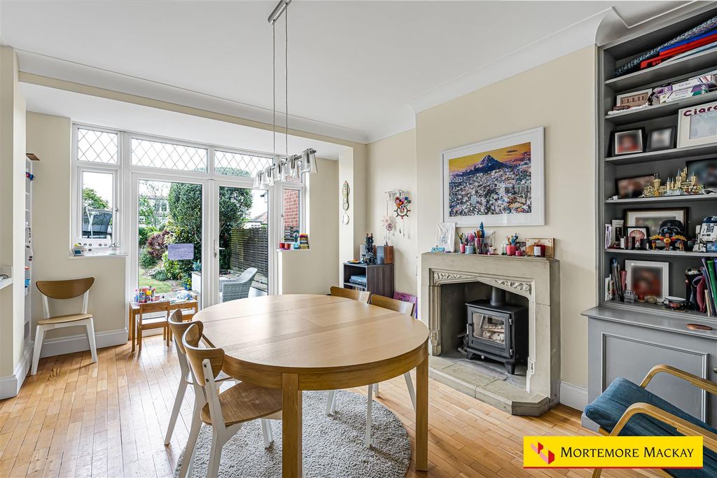 Property photo 3 of 26 6_81257_Watermarked.Jpg