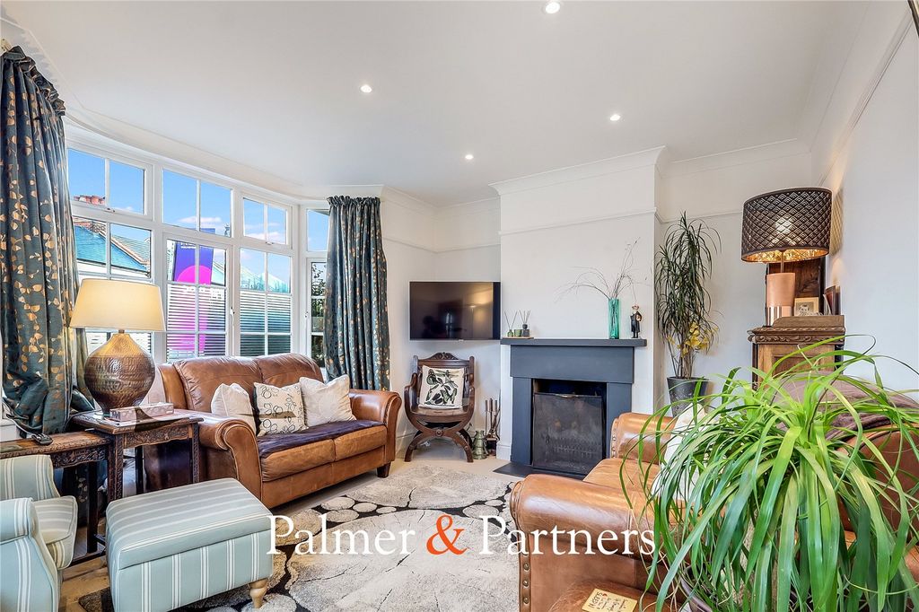 Property photo 2 of 19 Picture No. 20