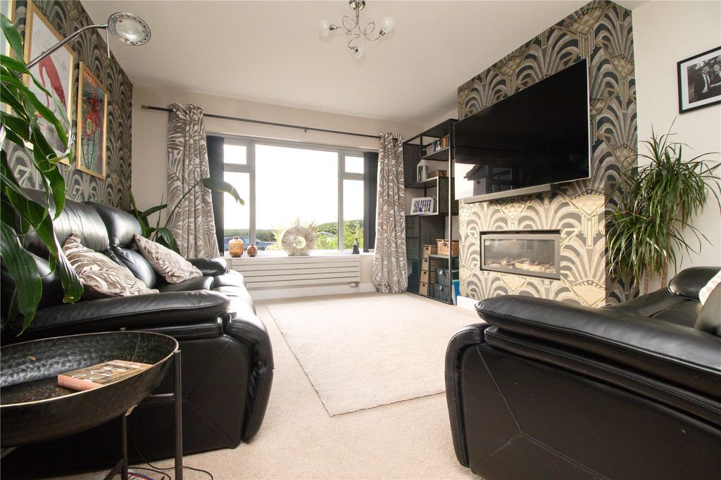 Property photo 3 of 30 Picture No. 30