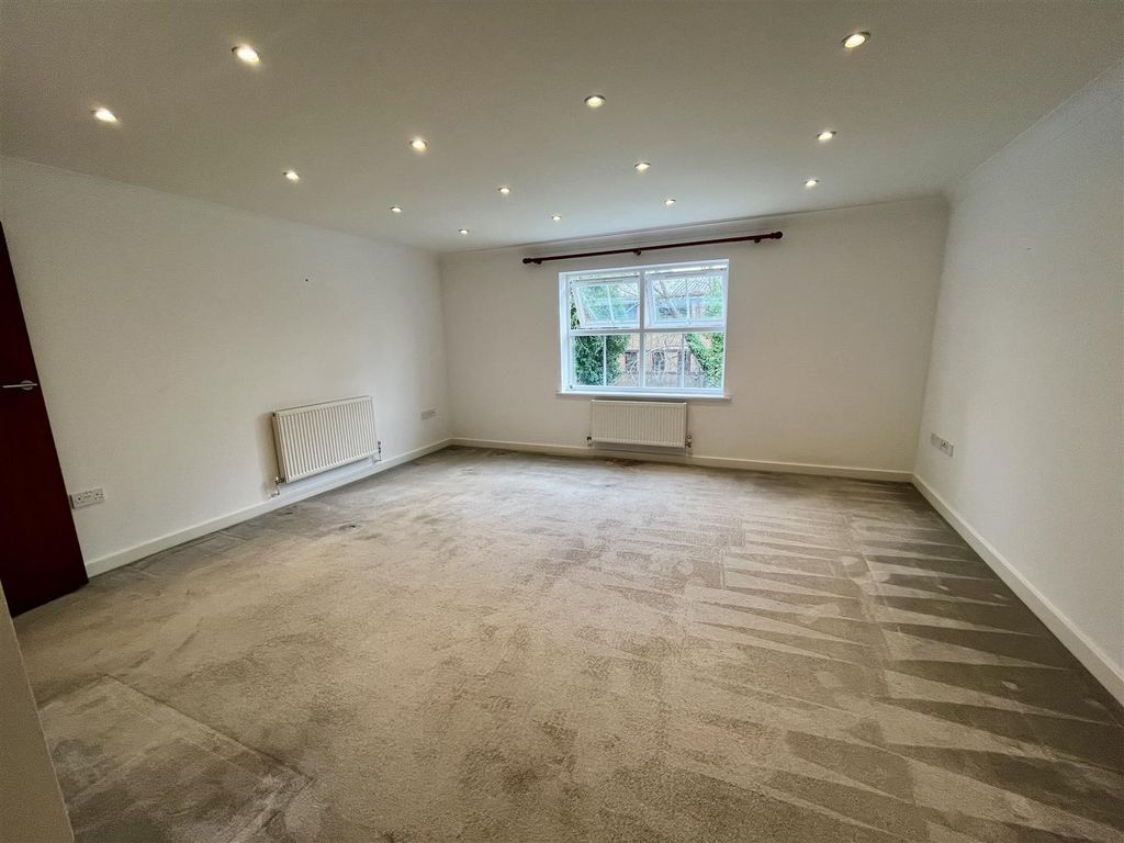 Property photo 3 of 12 Img_4020.Jpeg