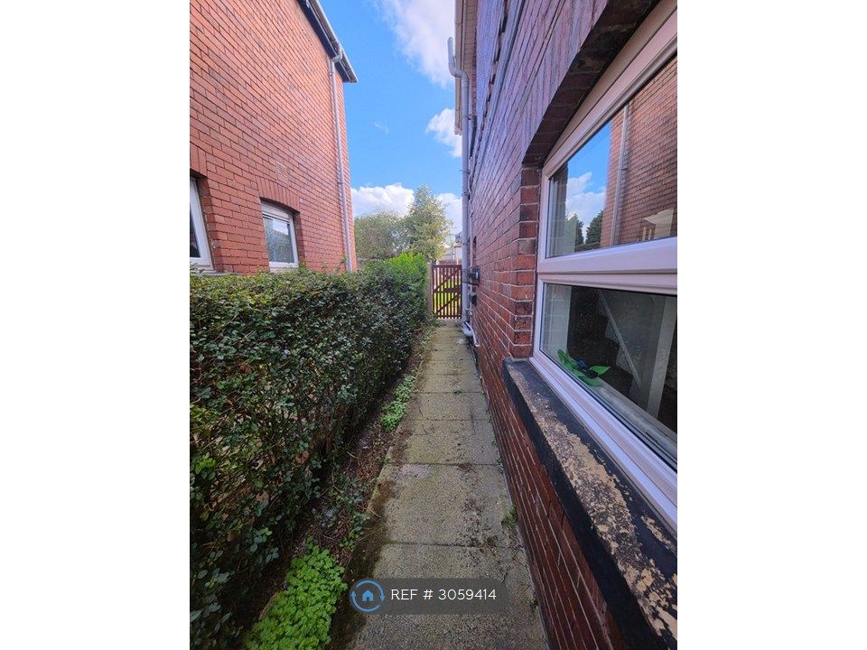 Property photo 3 of 24