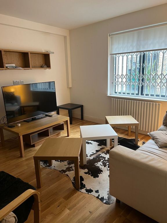 Property photo 2 of 11