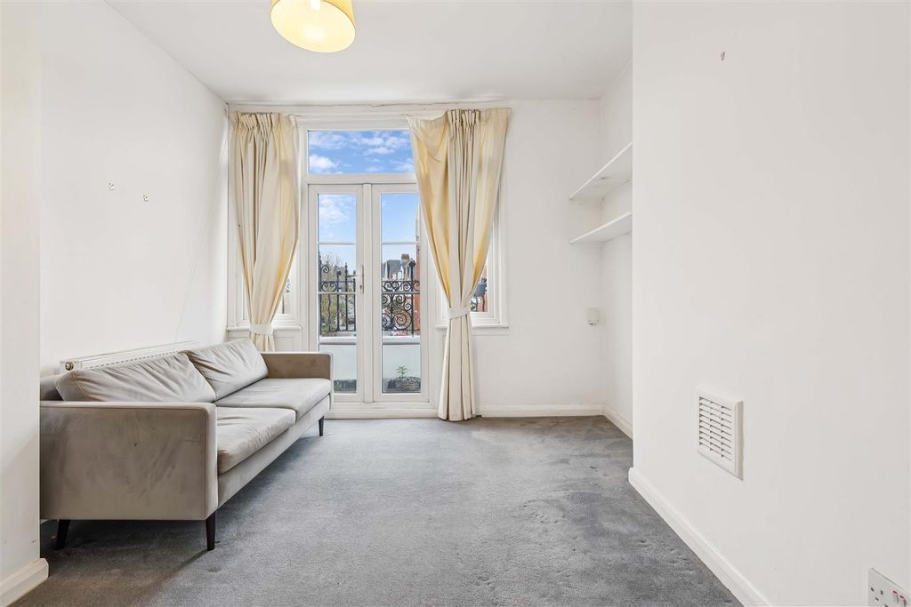 Property photo 1 of 8 9.Jpg