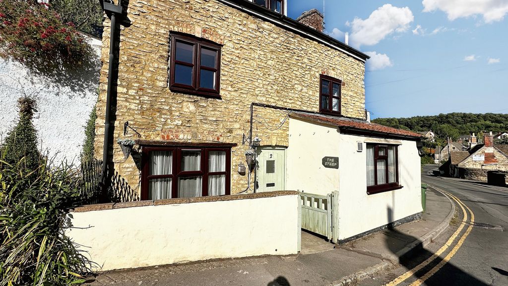 Property photo 2 of 15 788A6B49-E591-4A36-B6c3-8ee30E9423d0.Jpeg