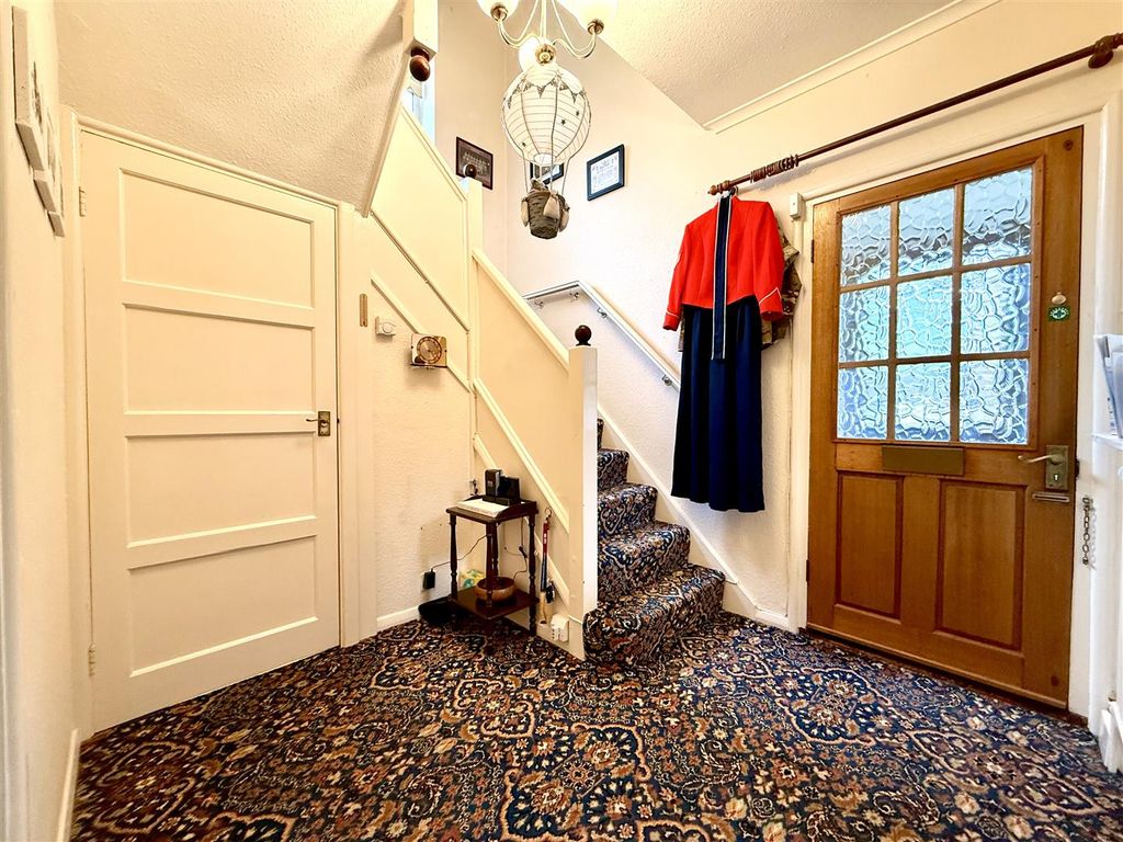 Property photo 2 of 26 2