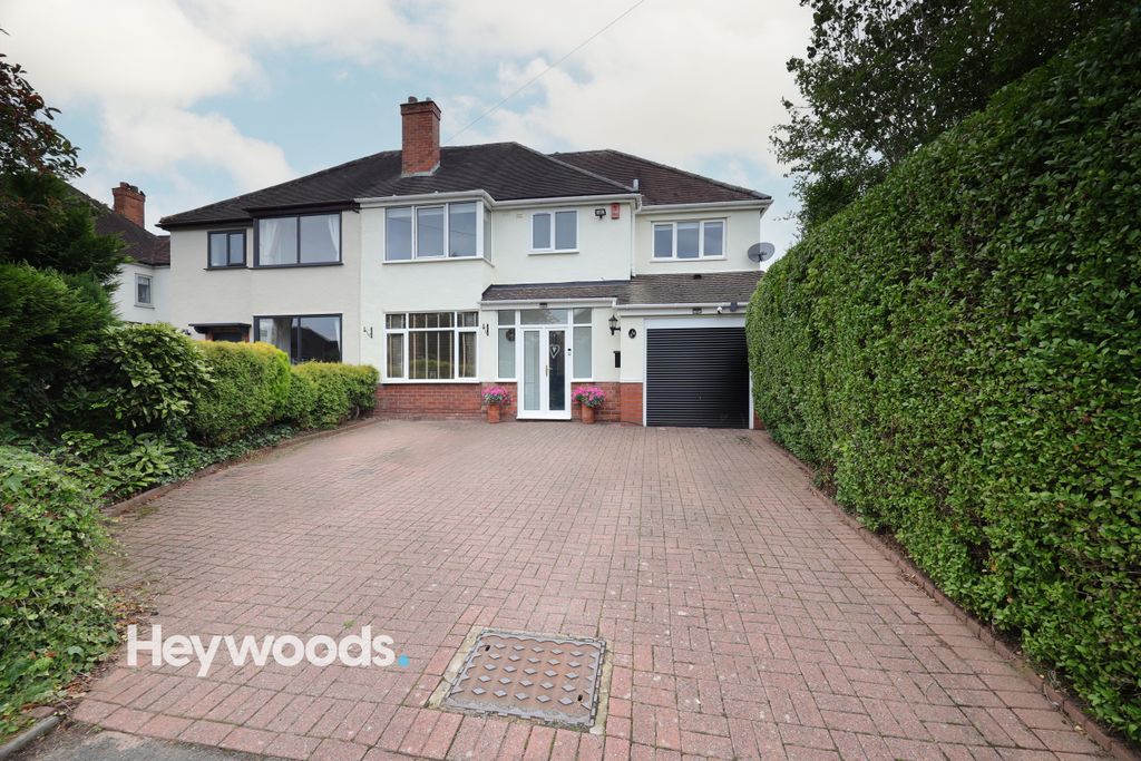 Property photo 1 of 38 0F1A8679