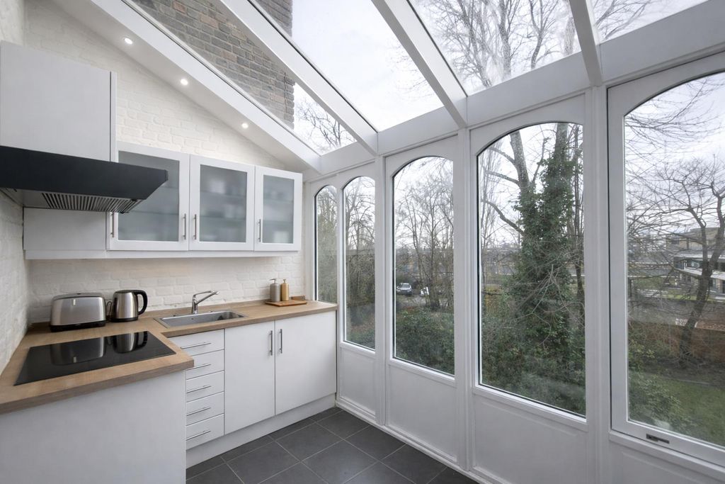 Property photo 2 of 6 8997c9Ec-6697-4601-8dc9-87B626060d52.Png