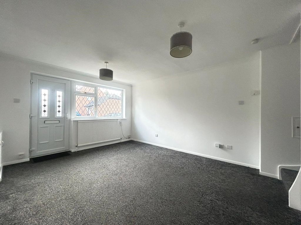 Property photo 3 of 10 Picture No. 02