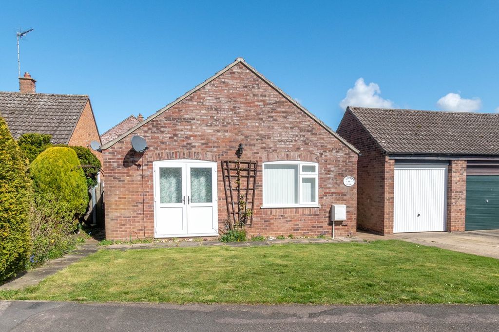 Property photo 1 of 12